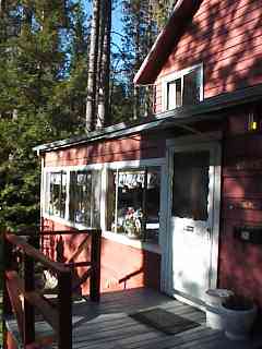 Yosemite Riverside Inn