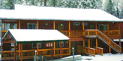 cabins_suites
